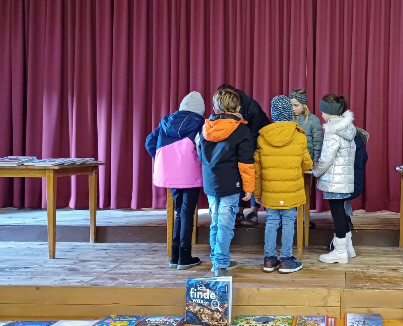 Buchausstellung 2025